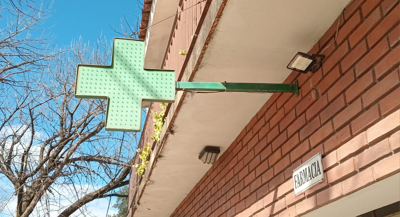 Si te toca salir con tus sobris por el Día de las Infancias, enterate qué farmacias de Funes están de turno